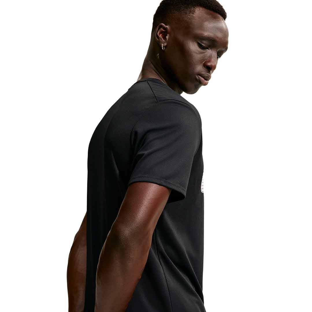 NIKE MILER