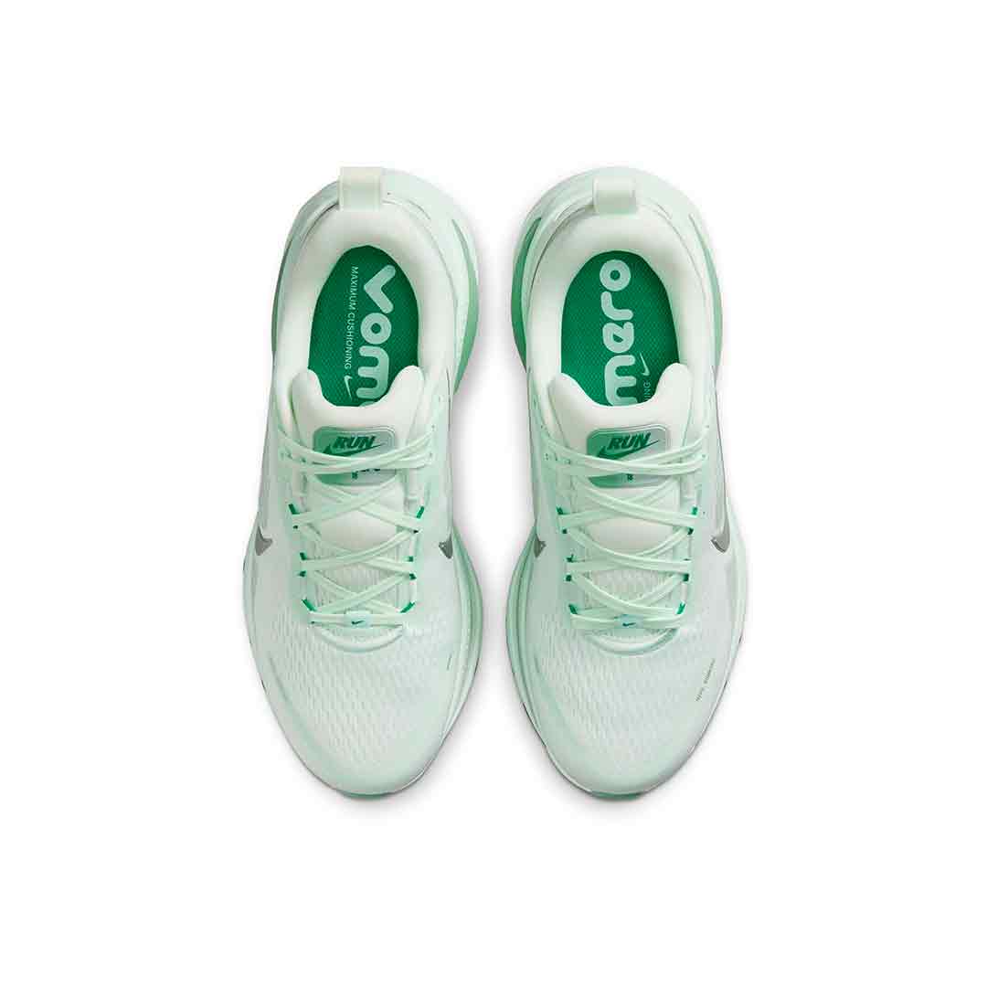 NIKE VOMERO 18