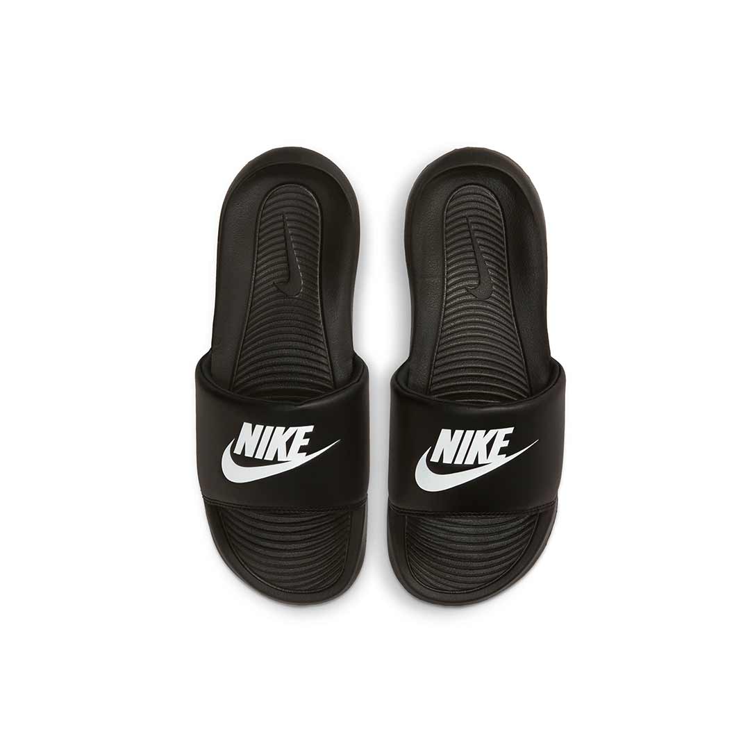 NIKE VICTORI ONE