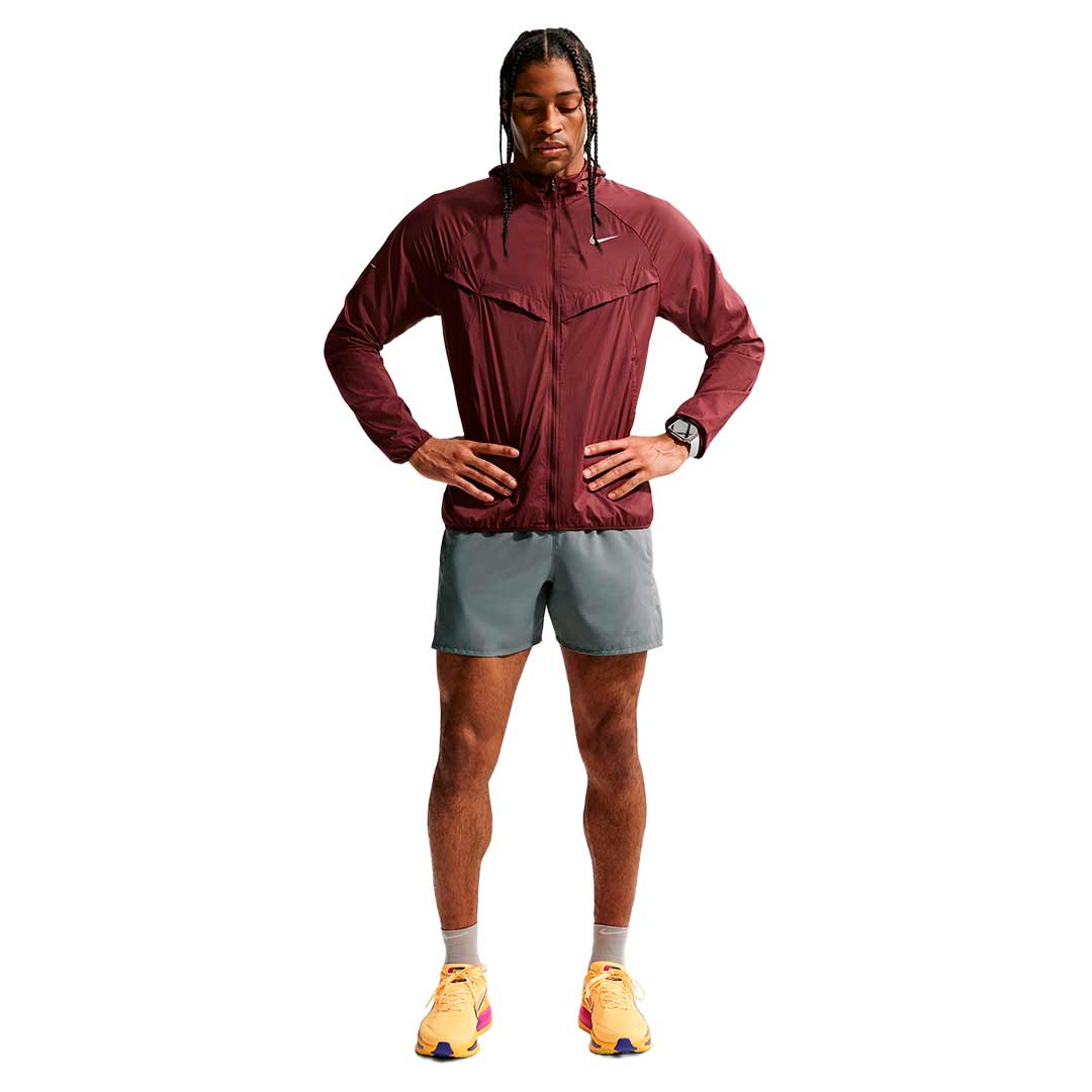 NIKE MILER