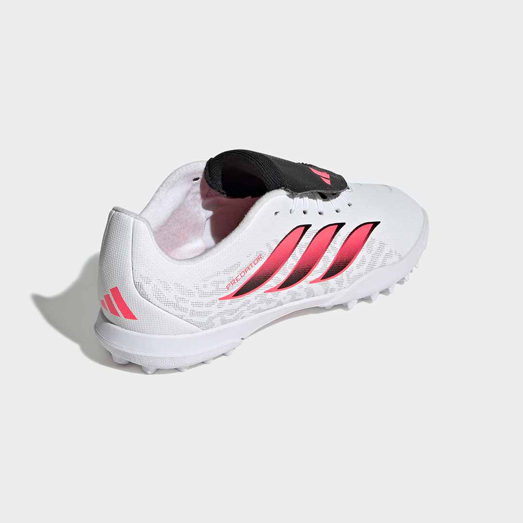 KIDS GUAYOS PREDATOR CLUB LENGUETA PLEGABLE PASTO ARTIFICIAL