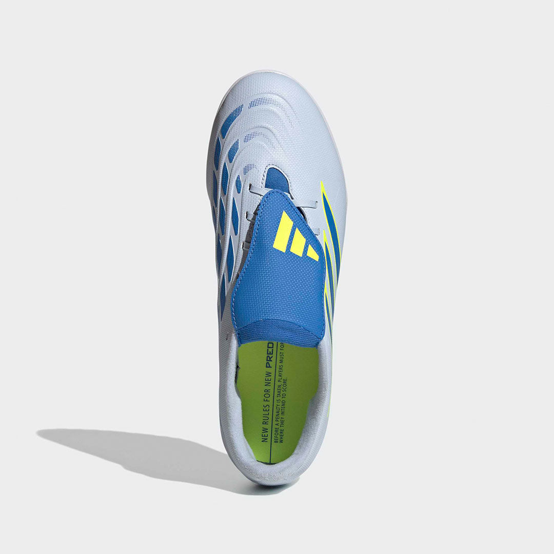 ZAPATILLA PREDATOR CLUB LENGÜETA PLEGABLE PASTO SINTÉTICO