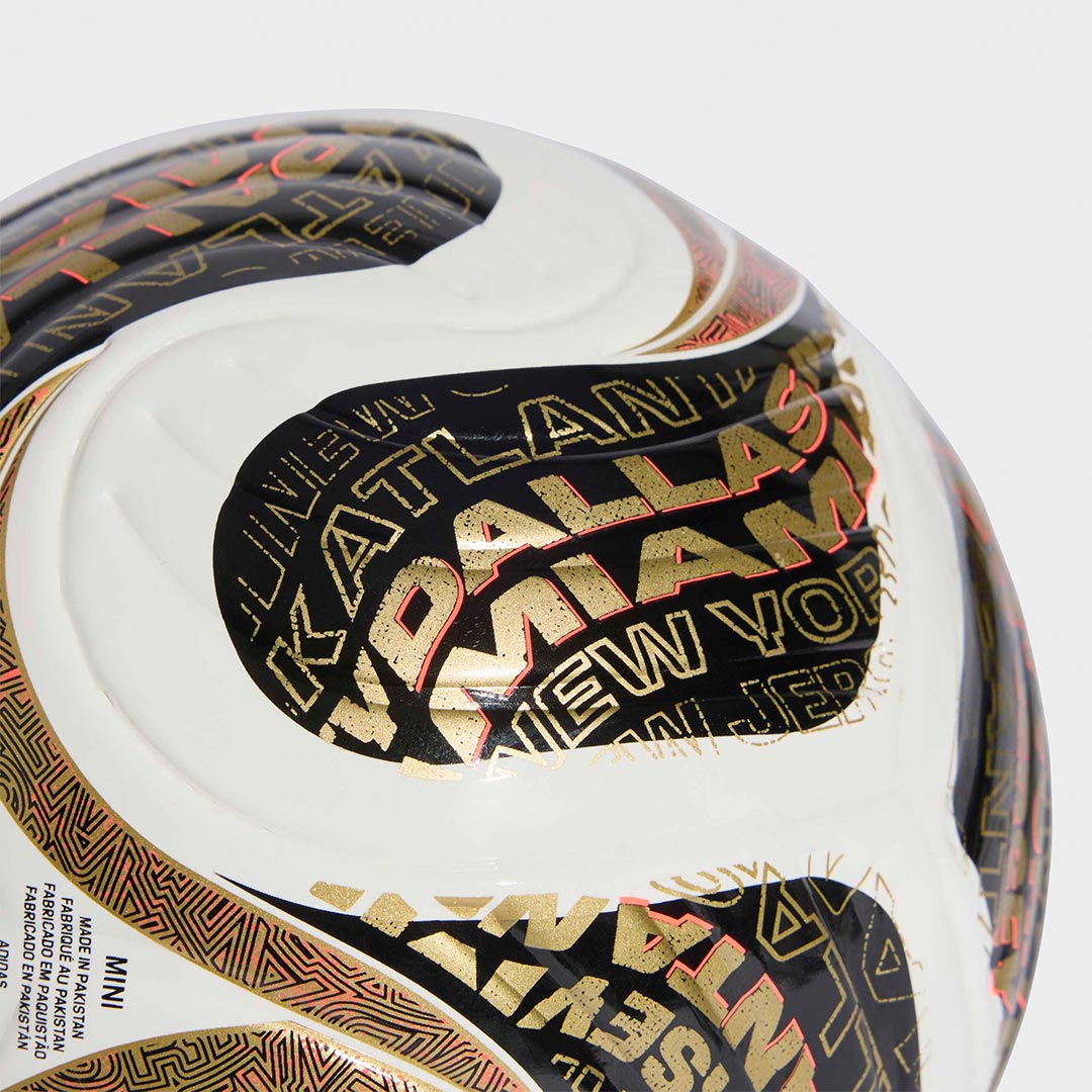 BALÓN MINI COPA MUNDIAL DE LA FIFA 26™ TRIONDA FINALS