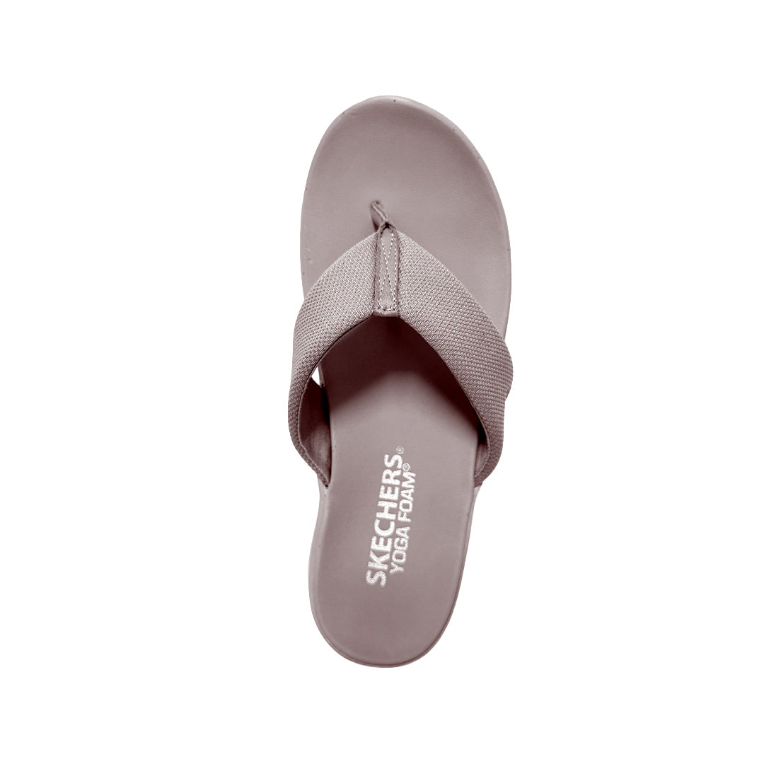 SUMMITS SANDAL