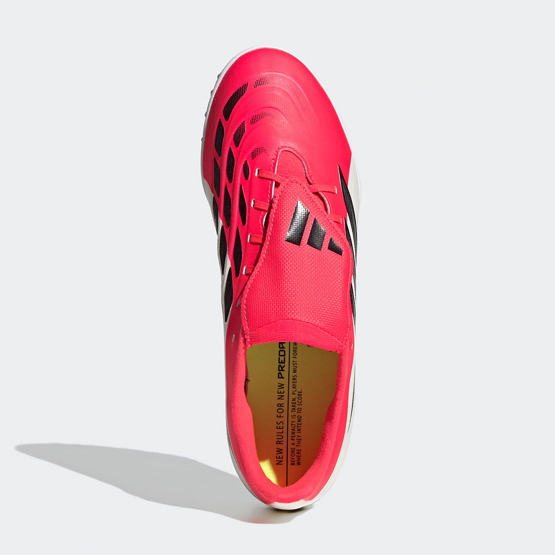 ZAPATILLA PREDATOR LENÜETA PLEGABLE PASTO SINTÉTICO