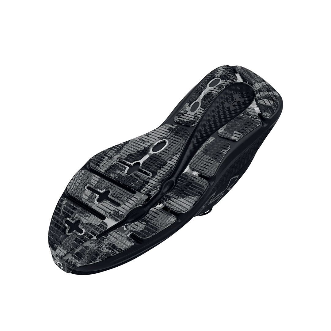 RUNNING UA CHARGED PURSUIT 3