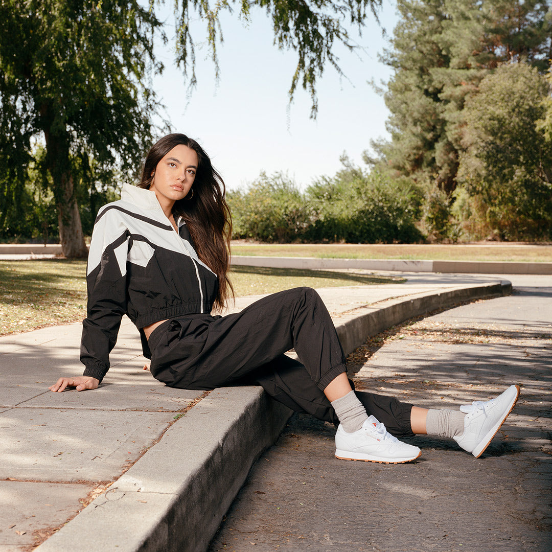 CLASSIC | CLASSIC LEATHER